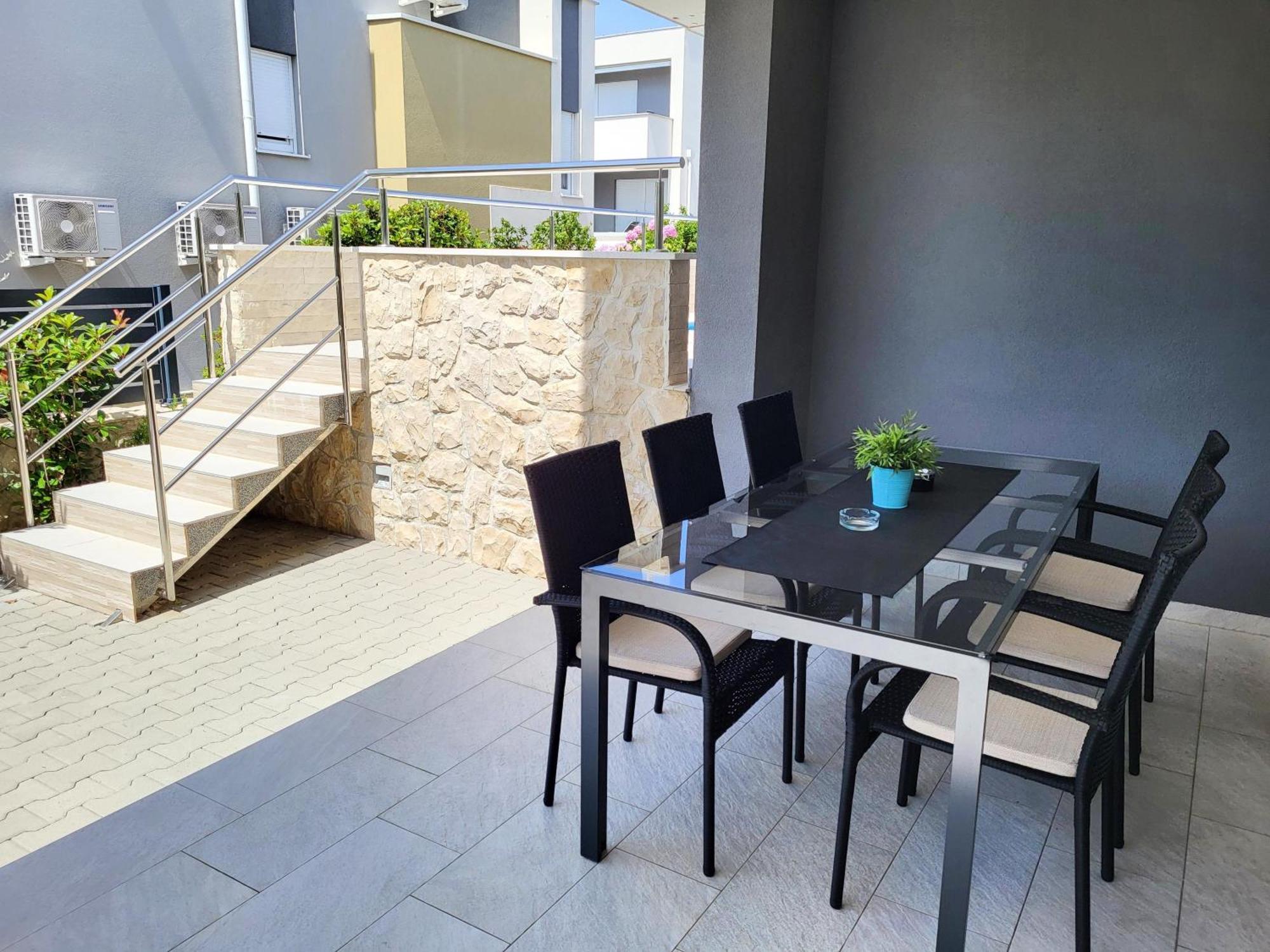 Villa Lumada Pool Apartments Novalja Eksteriør bilde