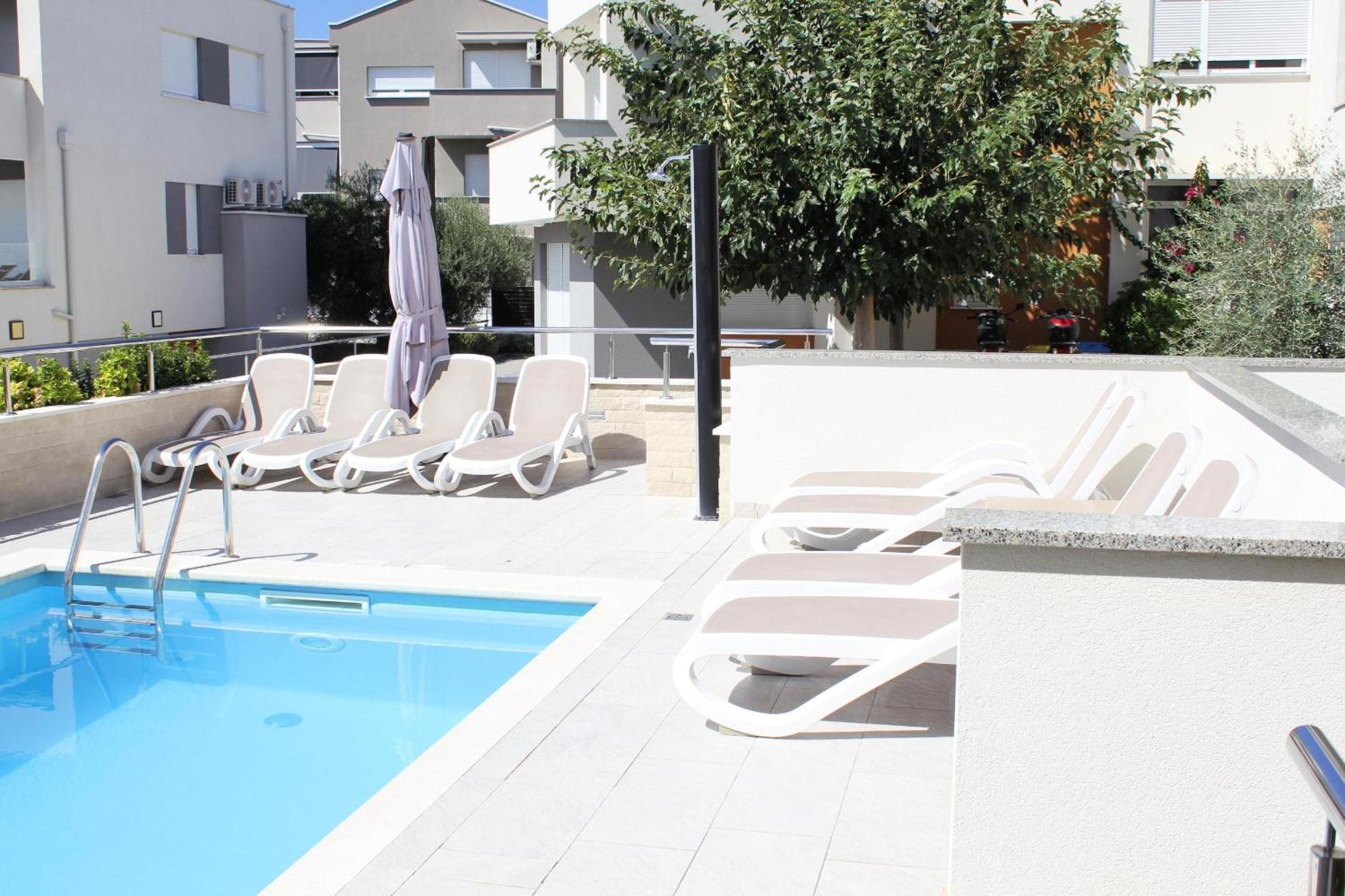 Villa Lumada Pool Apartments Novalja Eksteriør bilde
